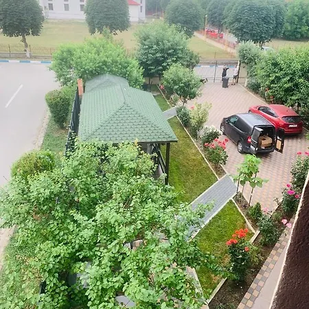 Dan Si Silvia Costineşti