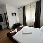 Dan Si Silvia