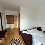 Dan Si Silvia 3*