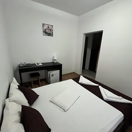 Dan Si Silvia Guest house *